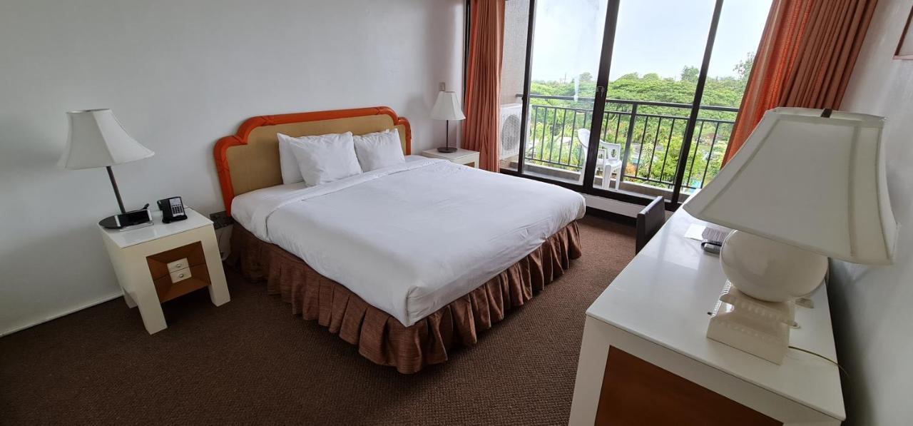 ชัวร์สเตย์ โฮเต็ล บาย เบสต์เวสเทิร์น กวม ปาล์มริดจ์ Hotel Barrigada ภายนอก รูปภาพ