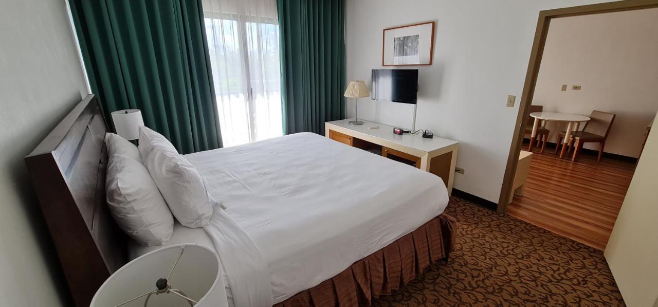 ชัวร์สเตย์ โฮเต็ล บาย เบสต์เวสเทิร์น กวม ปาล์มริดจ์ Hotel Barrigada ภายนอก รูปภาพ